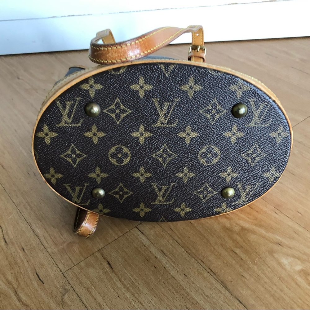 Authentic Louis Vuitton bucket pm shoulder bag - Picture 5 of 8